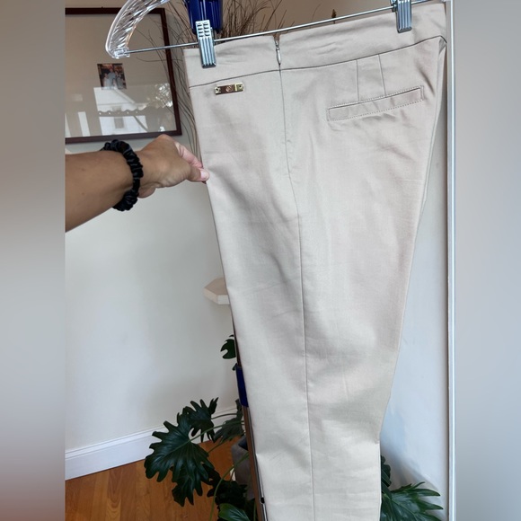Tory Burch Capri pants - Picture 1 of 6